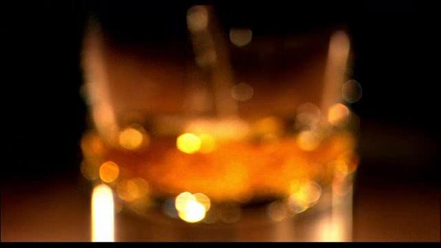 16 Years of Alcohol - Desolation - Trailer - Deutsch