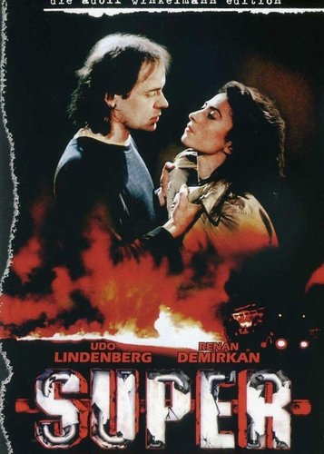 Super - Poster 1