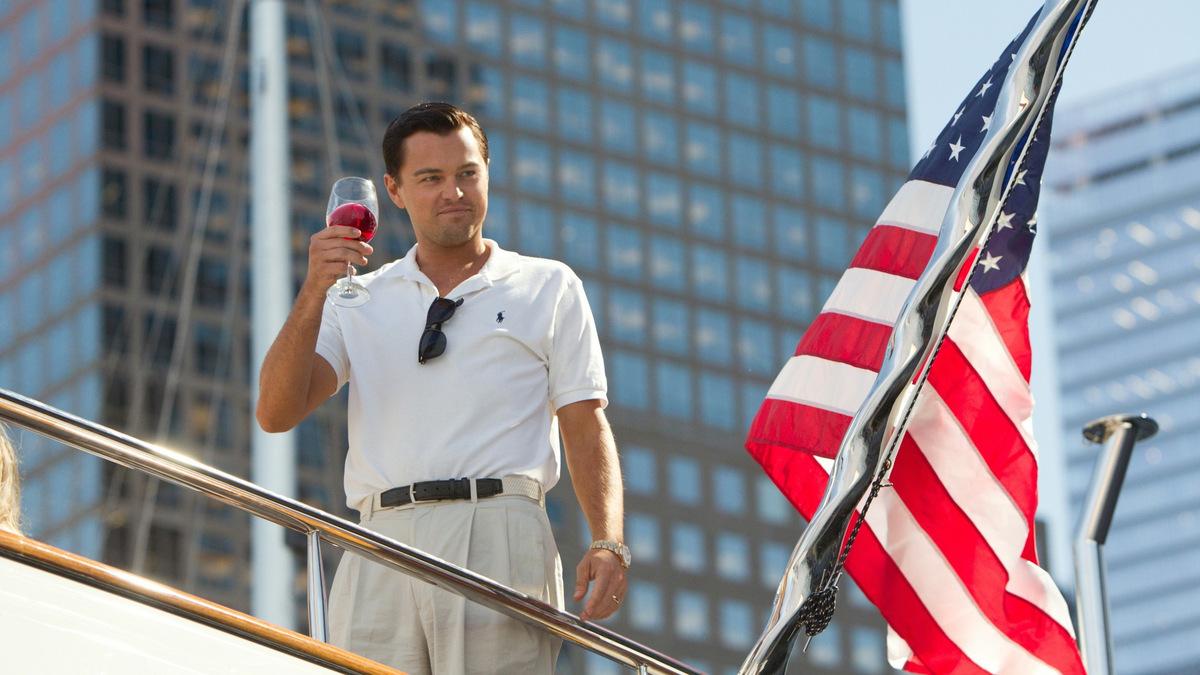 Selbst ein 'Amerikanischer Wolf' im Hollywood-Haifischbecken? DiCaprio in 'The Wolf of Wall Street' (USA 2013) © Universal Pictures