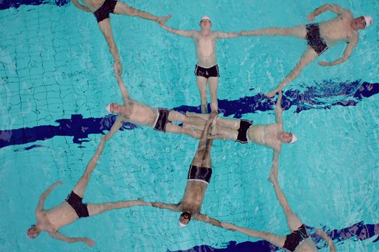 Swimming With Men - Szenenbild 6