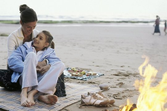 Rosamunde Pilcher - Federn im Wind & Zerrissene Herzen - Szenenbild 1