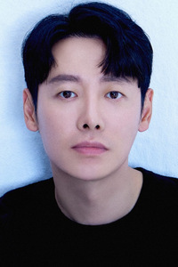 Kim Dong-wuk