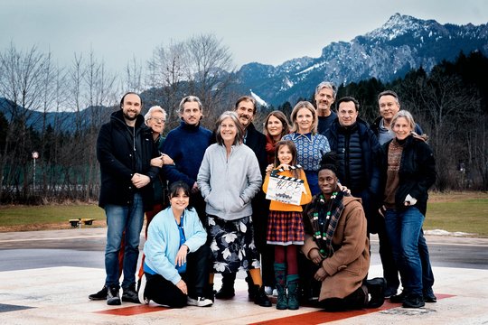Frau Winkler verlässt das Haus - Szenenbild 2