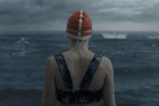 Young Woman and the Sea - Die junge Frau und das Meer - Szenenbild 2