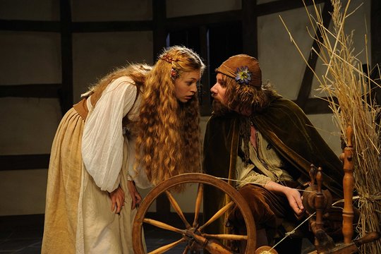 6 auf einen Streich 12 - Rumpelstilzchen - Szenenbild 2