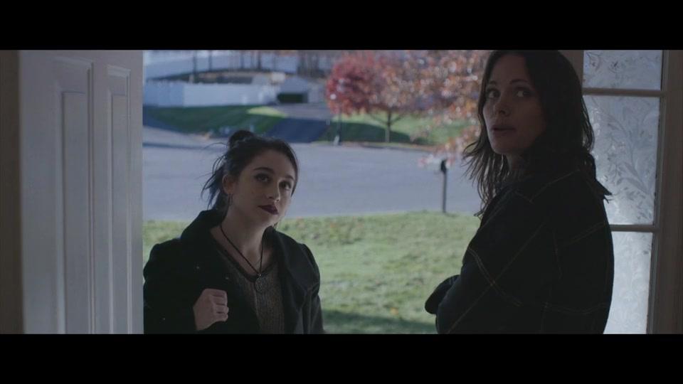You're Not Alone - Trailer - Englisch - SD