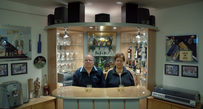 Im Keller: DVD oder Blu-ray leihen - VIDEOBUSTER.de