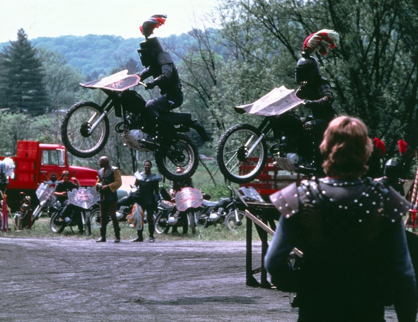 Knightriders Ritter auf heißen Öfen DVD oder Bluray leihen VIDEOBUSTER.de Knightriders Ritter auf heißen Öfen DVD oder Bluray leihen VIDEOBUSTER.de