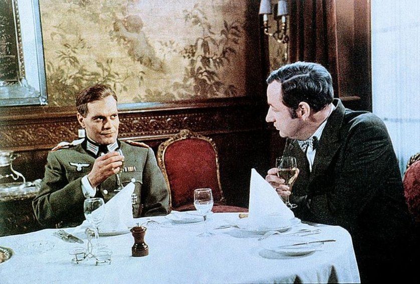 Die Nacht der Generäle DVD oder Bluray leihen VIDEOBUSTER.de