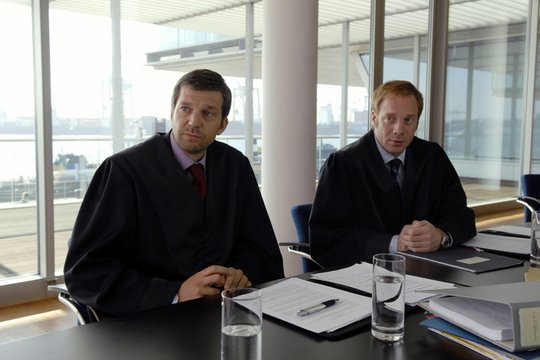 Die Anwälte - Staffel 1 - Szenenbild 8