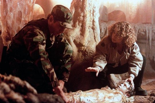 Robert A. Heinleins Puppet Masters - Szenenbild 4