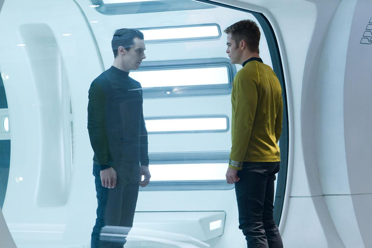 Khan (Benedict Cumberbatch) und Kirk (Chris Pine) in 'Star Trek 2' (USA 2013) © Paramount Pictures