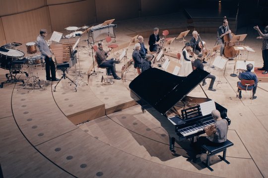 Ensemble Modern - Why We Play - Szenenbild 8