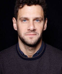 Justin Bartha