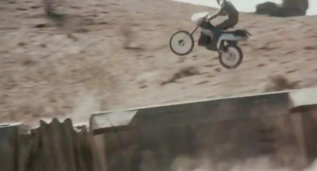 Battletruck - Der Kampfkoloss - Trailer - Englisch - SD