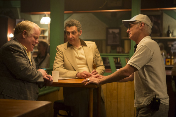 Hoffman, John Turturro und Regisseur John Slattery bei den Dreharbeiten zu 'God's Pocket' © IFC Films 2014