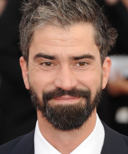 Hamish Linklater