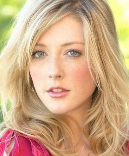 Jennifer Finnigan