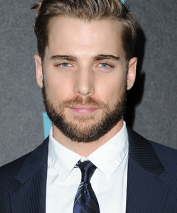 Dustin Milligan