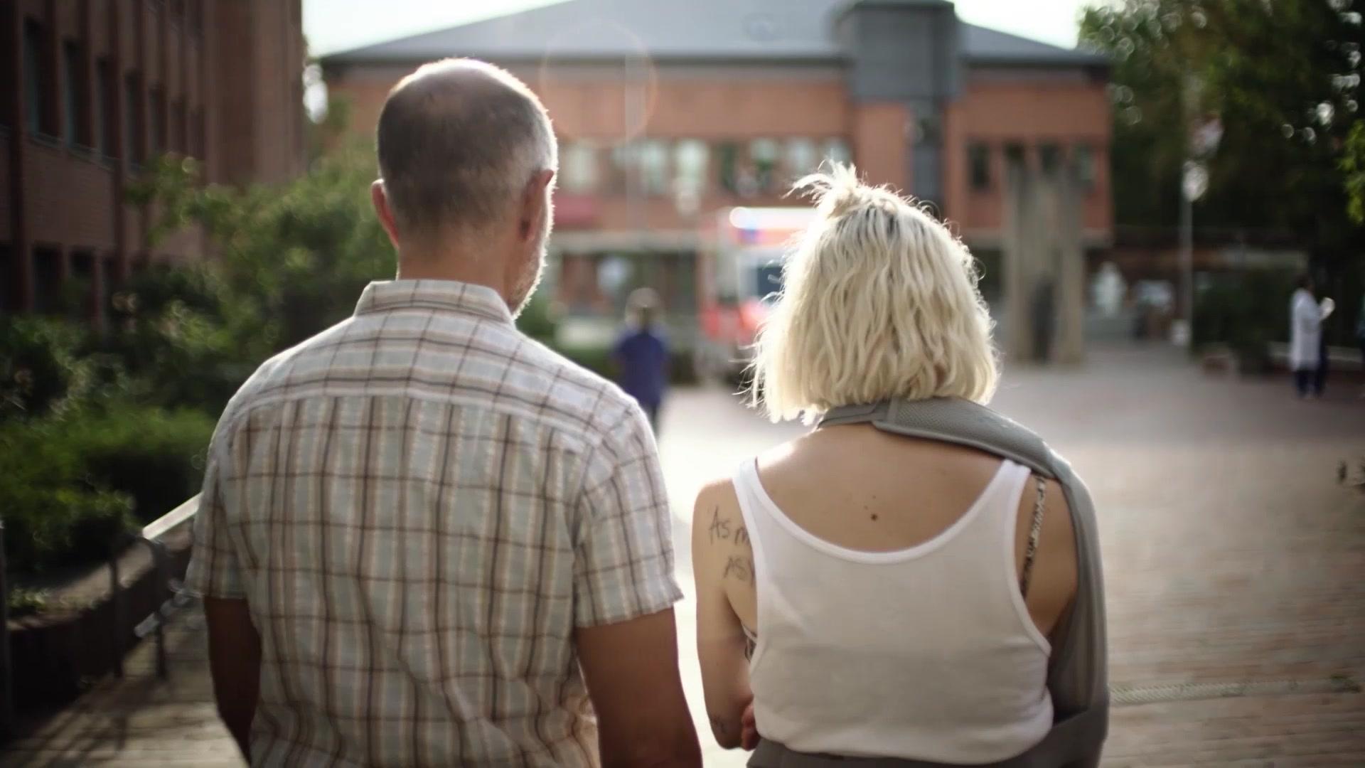 Sommer auf Asphalt - Trailer - Deutsch - HD