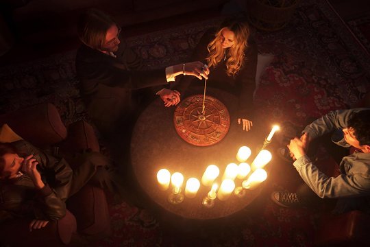 Witchboard - Szenenbild 1