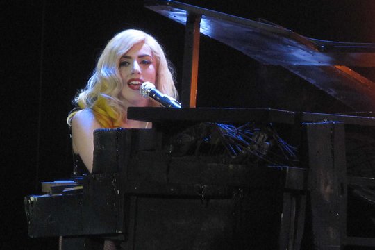 Lady Gaga - Born for Fame - Szenenbild 1