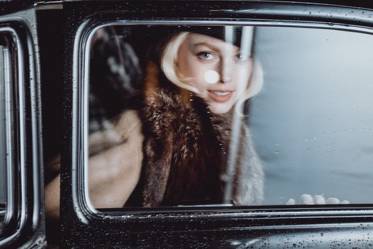 Make Me Feel - Szenenbild 5