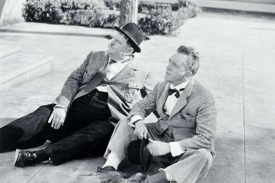 Laurel & Hardy - Die Geheimagenten - Szenenbild 3