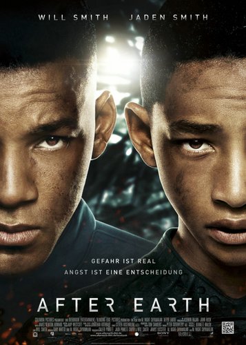 After Earth - Poster 1