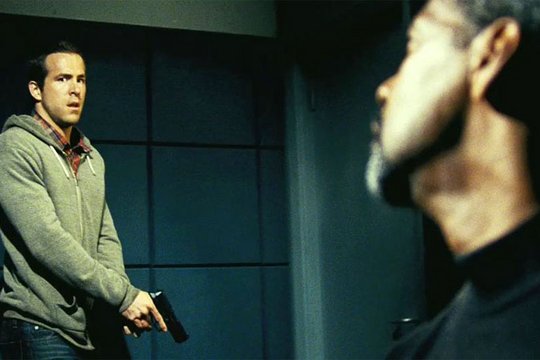Safe House - Niemand ist sicher - Szenenbild 11