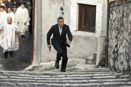George Clooney in 'The American' © Tobis 2010