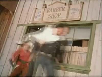 Zwei rechnen ab - Trailer - Englisch - SD