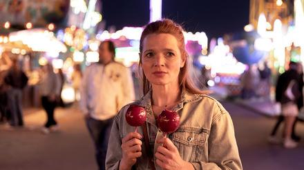 Karoline Herfurth in WUNDERSCHÖNER (Deutschland 2025) © Warner Bros.