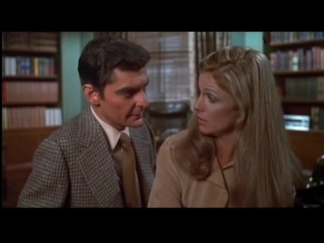 Vampire in Brooklyn - Trailer - Englisch - SD