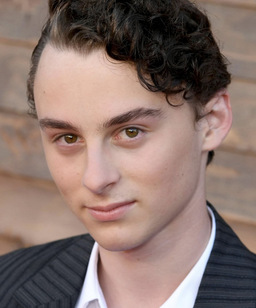 Wyatt Oleff