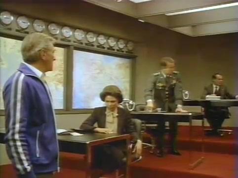 Flammen am Horizont - Trailer - Englisch - SD
