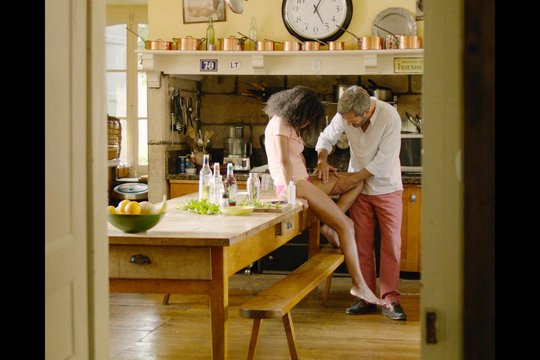 Family Secrets - Verbotenes Verlangen - Szenenbild 12