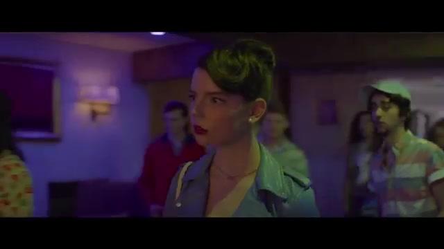 Vollblüter - Trailer - Englisch - SD