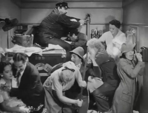 Die Marx Brothers in der Oper - Trailer - Englisch