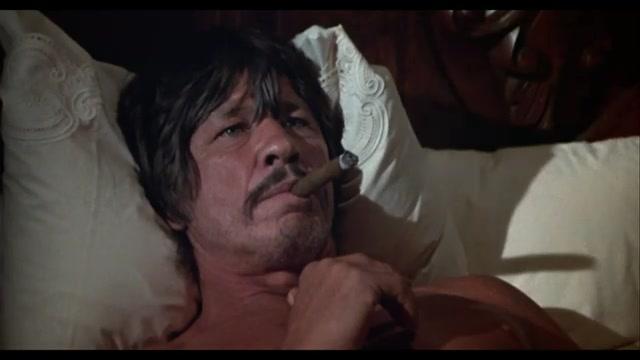 Zwischen zwölf und drei - Trailer - Englisch - SD