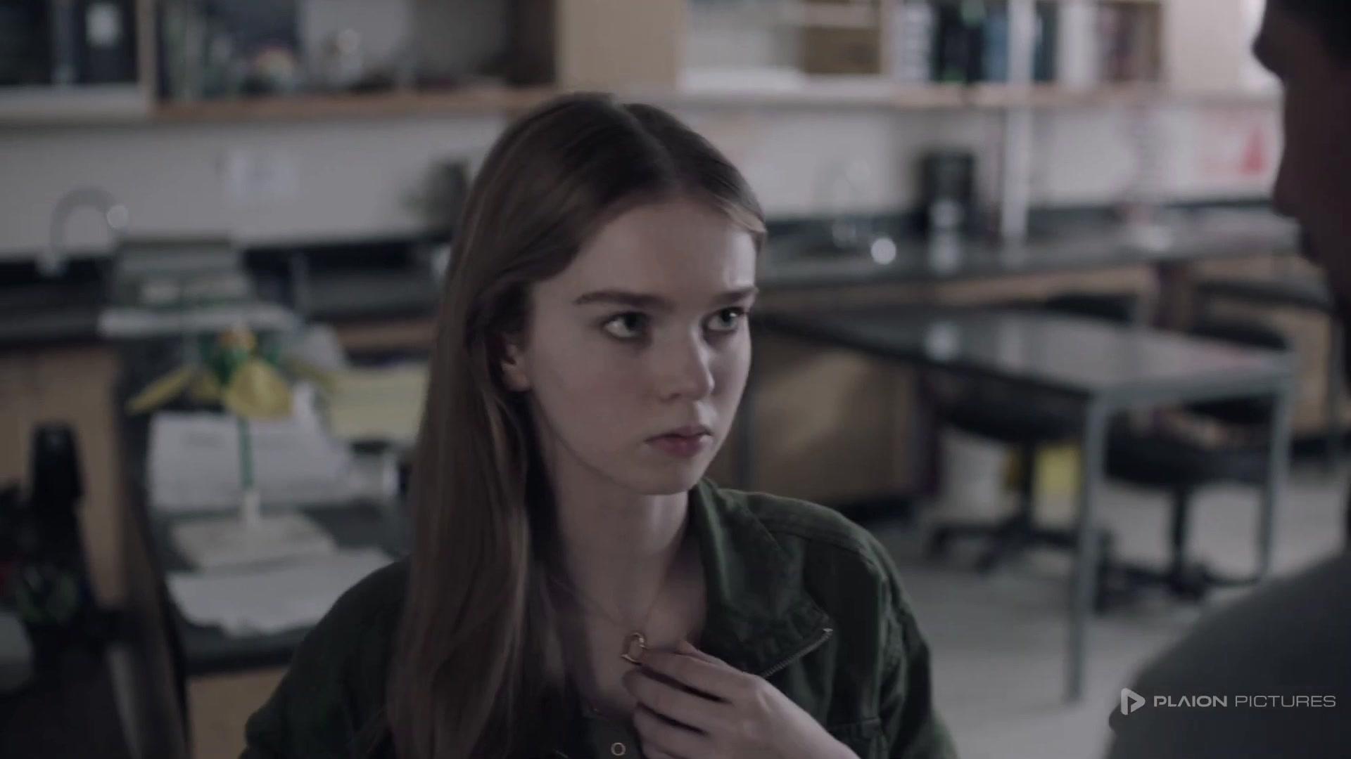 Entführt von meinem Lehrer - Trailer - Deutsch - HD