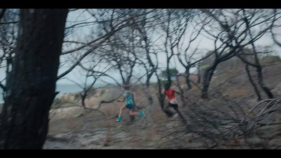 Sunburned - Trailer - Englisch - SD