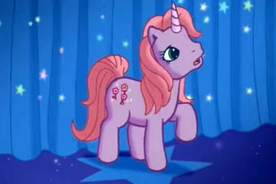 My Little Pony - Einhörnchen und der Regenbogen - Szenenbild 1