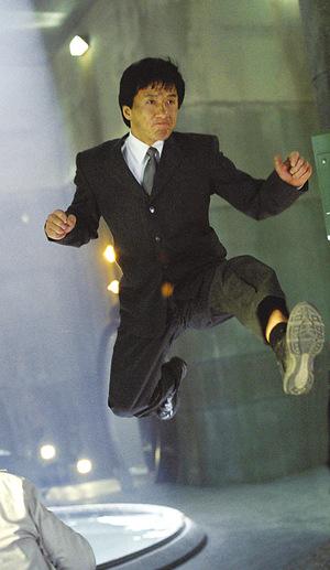 Jackie Chan in 'The Tuxedo' © DreamWorks 2002