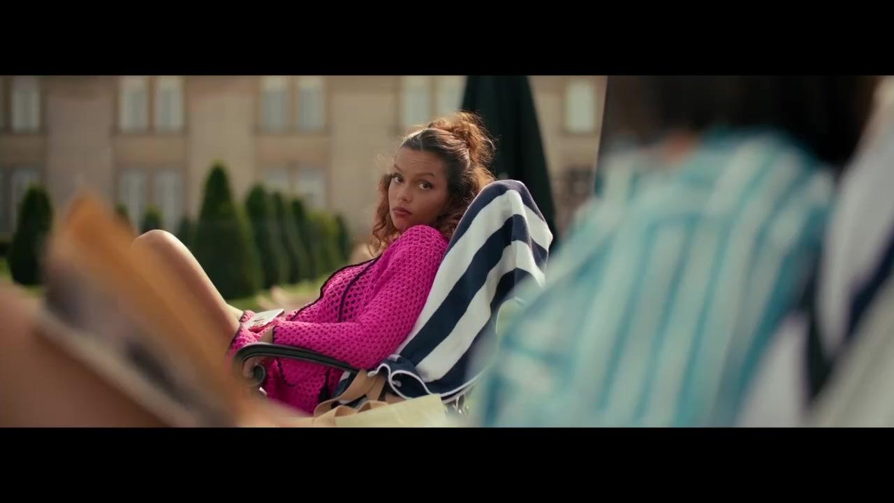 Weiblich, ledig, jung sucht... 2 - Teaser - Englisch - HD