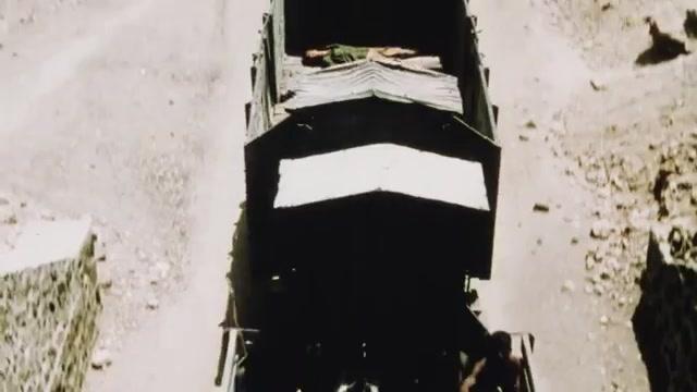 7 dreckige Teufel - Sturm der Feuervögel - Trailer - Deutsch - SD