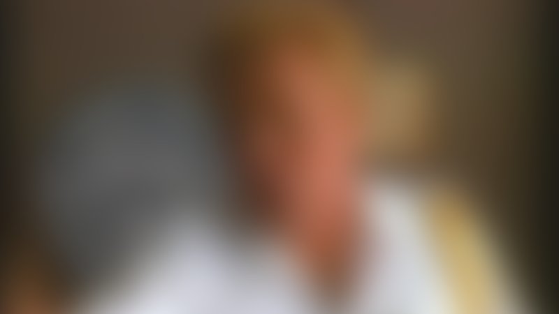 Broken Bars - Trailer - Englisch - SD