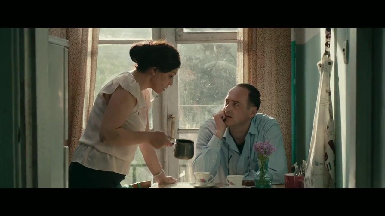 Meine glückliche Familie - Trailer - Deutsch