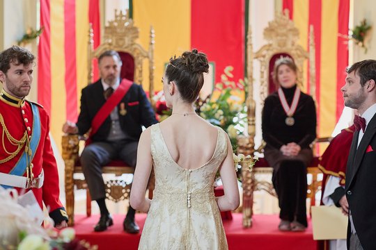 A Merry Royal Christmas - Hochzeit im Schnee - Szenenbild 1