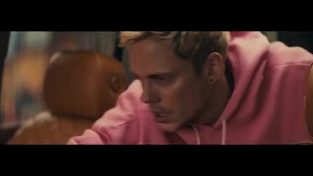 Locked - Trailer - Deutsch - SD